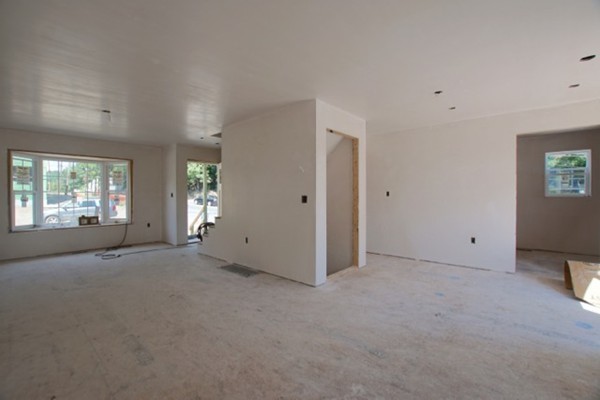 10-12 Birch Brook Road, Unit B Lynn, MA 01905 - Photo 8 of 19 Gallery Image 8