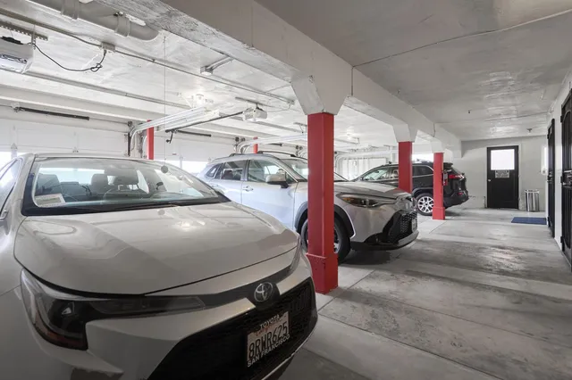 $2,475,000 | 2390 43rd Avenue, San Francisco, CA 94116