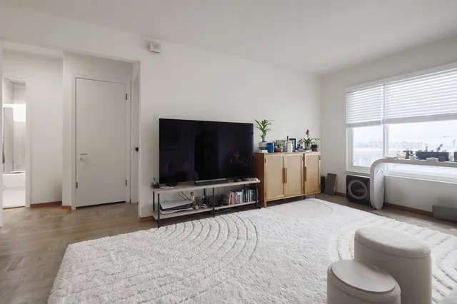 $2,475,000 | 2390 43rd Avenue, San Francisco, CA 94116