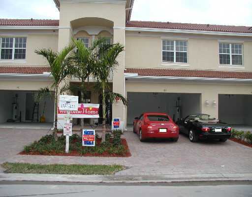 125 Lancaster Road, Unit 1 Boynton Beach, FL 33426 - Photo 1 of 1 Primary Photo