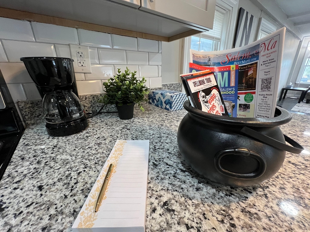 14 Lathrop Street Salem, MA 01970 - Photo 8 of 21