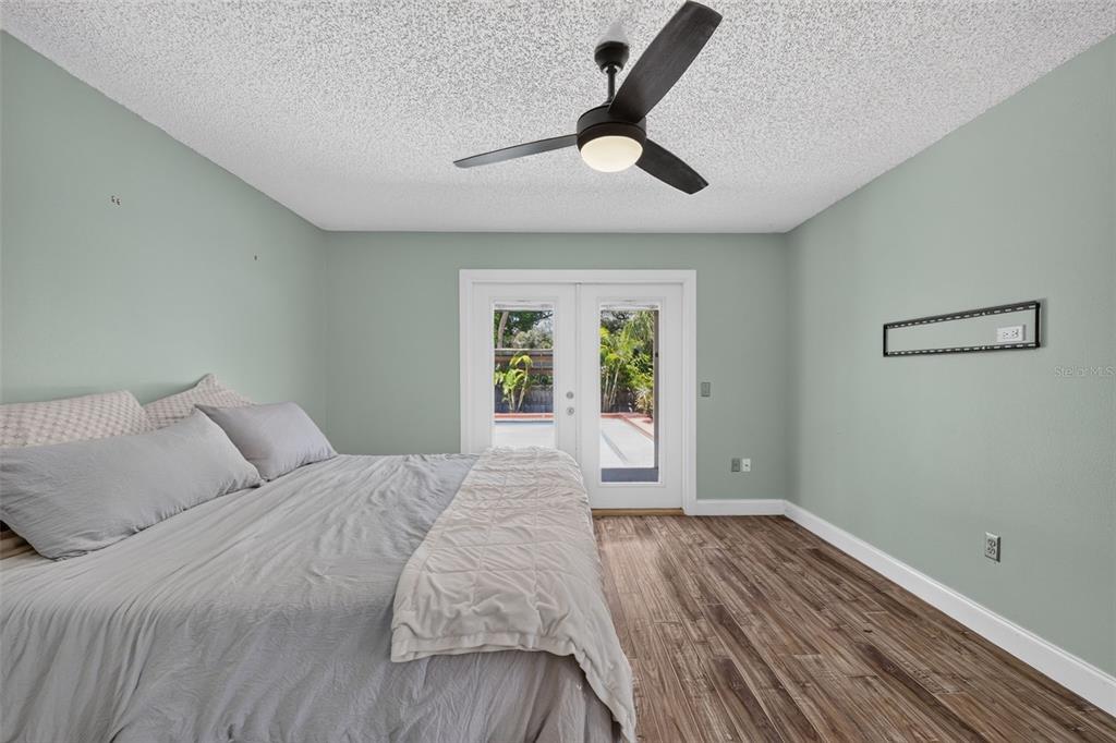 703 Riverside Drive Tarpon Springs, FL 34689 - Photo 22 of 47