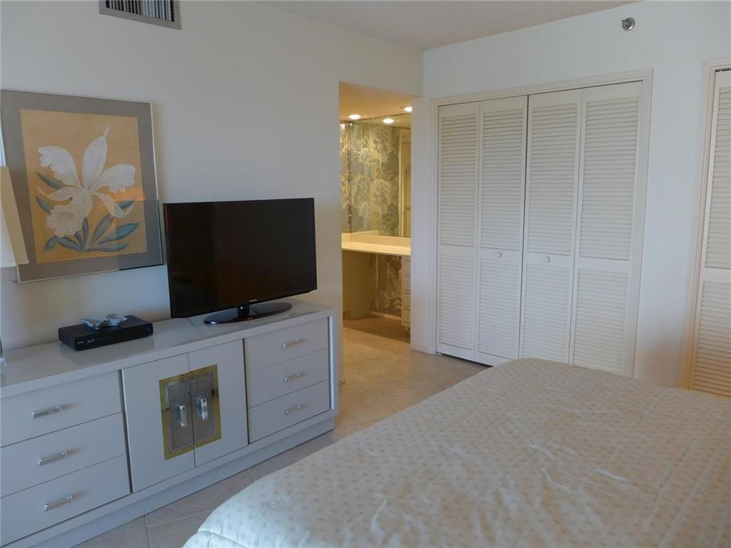 3095 North Course Drive, Unit 1005 Pompano Beach, FL 33069 - Photo 9 of 32 Main Bedroom 2