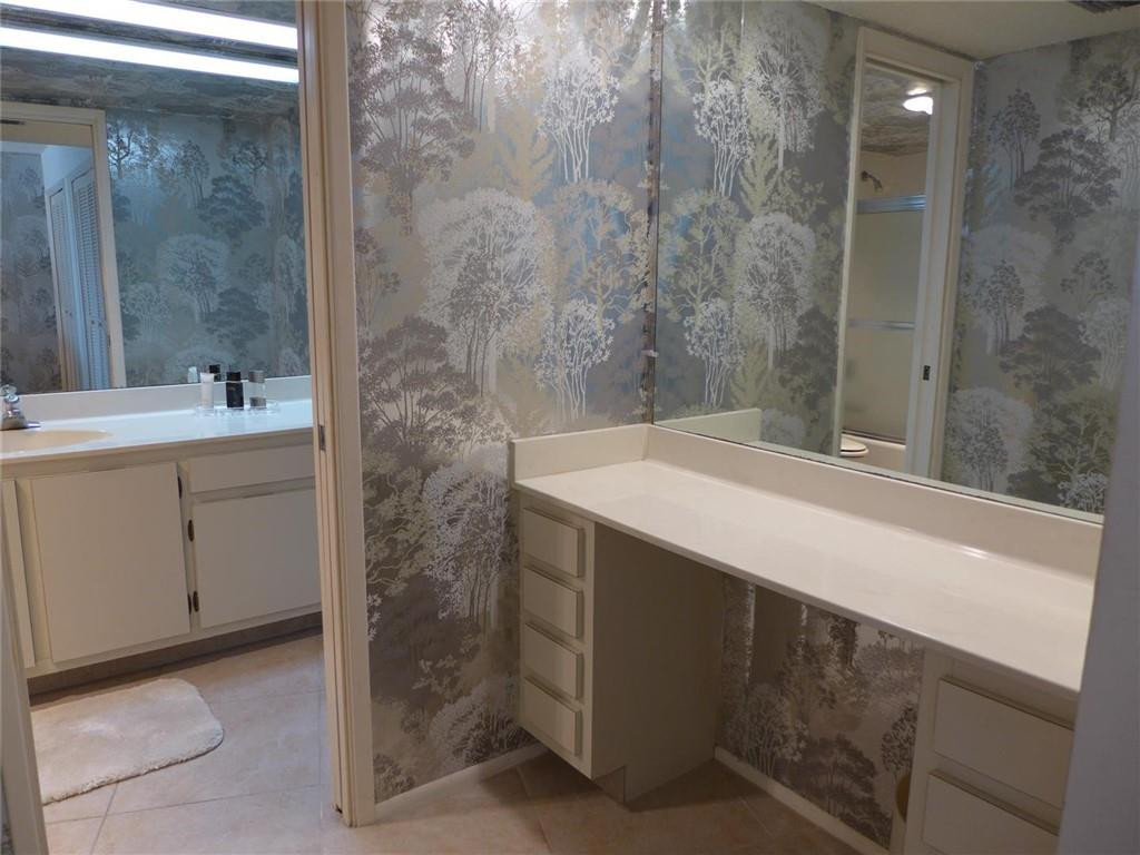 3095 North Course Drive, Unit 1005 Pompano Beach, FL 33069 - Photo 10 of 32 Vanity Area