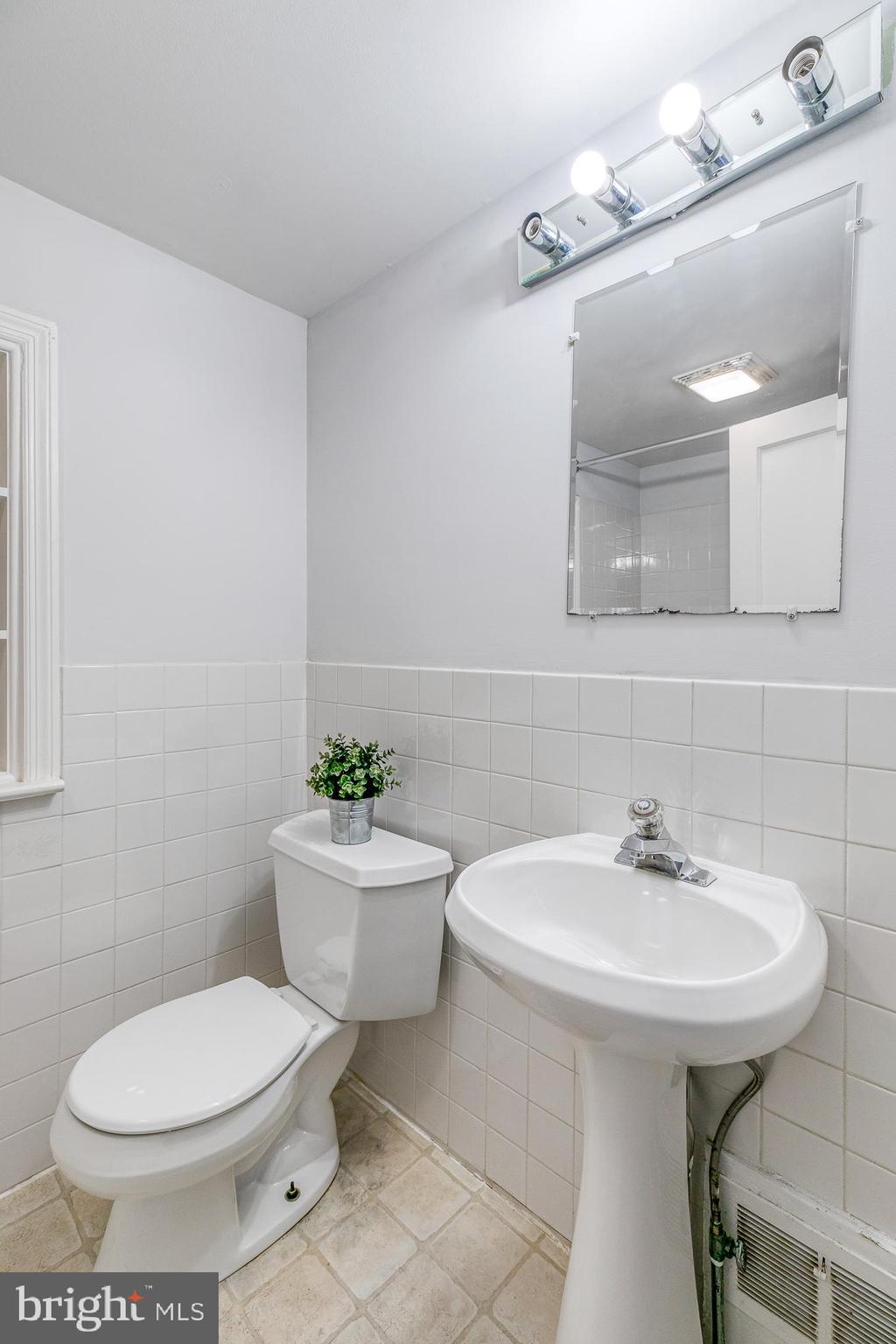 391 McMull Drive Wayne, PA 19087 - Photo 20 of 31