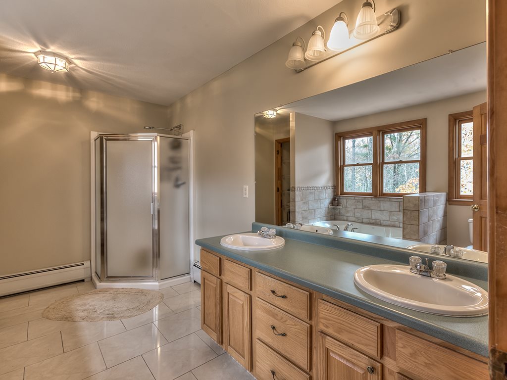 255 Rocky Pond Road Hollis, NH 03049 - Photo 31 of 40