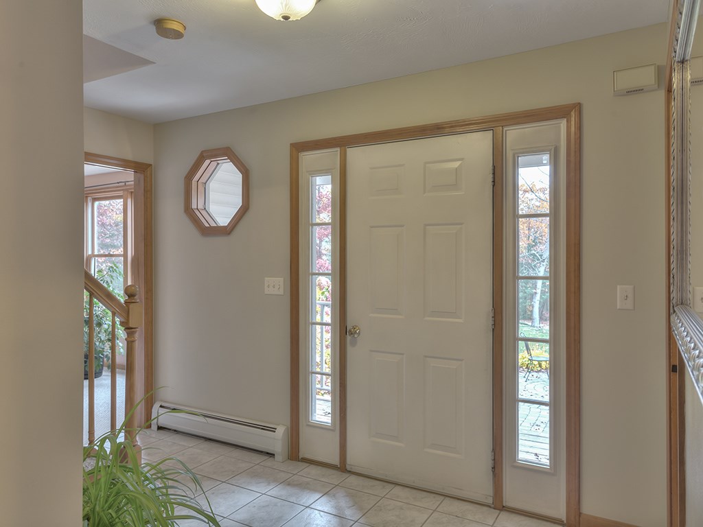 255 Rocky Pond Road Hollis, NH 03049 - Photo 5 of 40