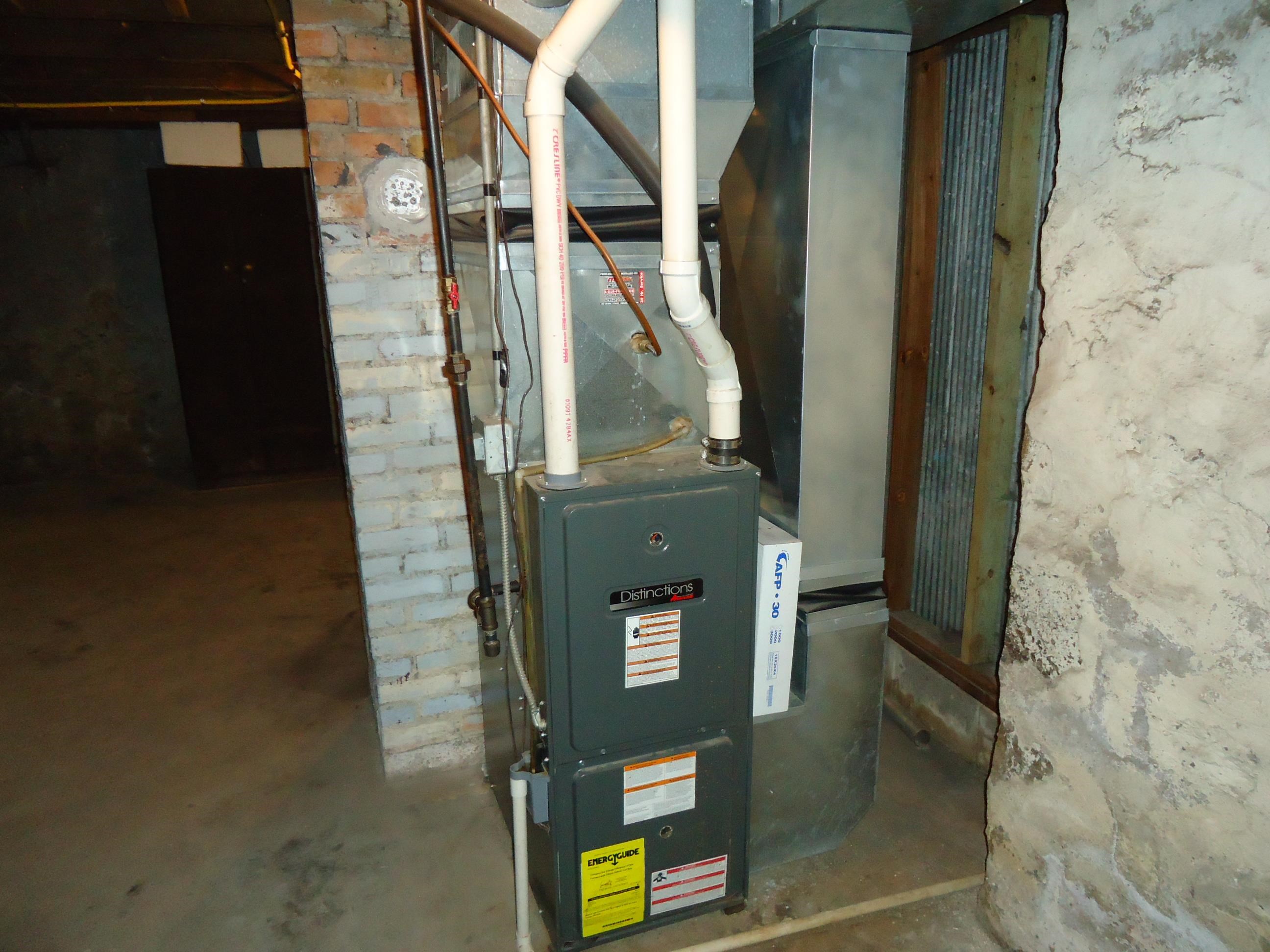 17 3rd Street Southeast Chisholm, MN 55719 - Photo 16 of 28 Utilities featuring heating unit