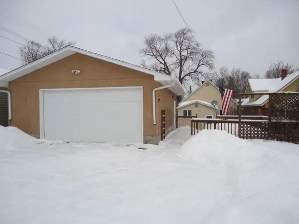$112,900 | 17 3rd Street Southeast, Chisholm, MN 55719