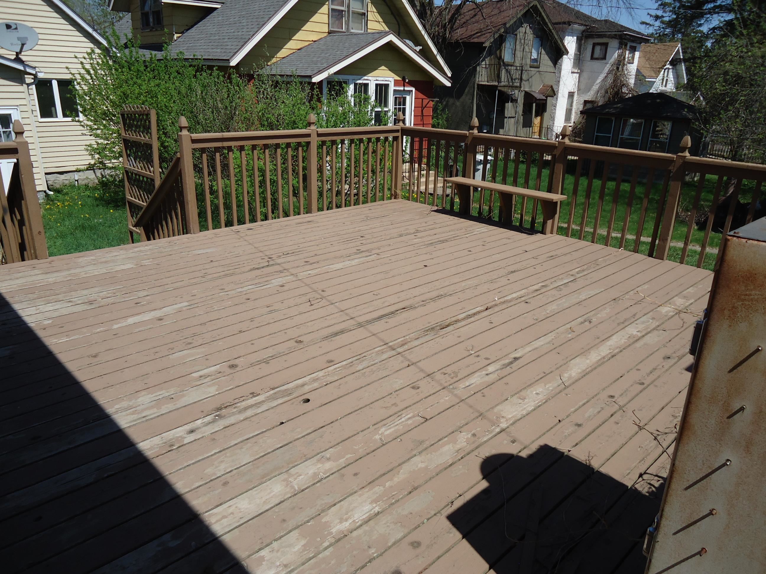 17 3rd Street Southeast Chisholm, MN 55719 - Photo 24 of 28 Wooden deck featuring a residential view