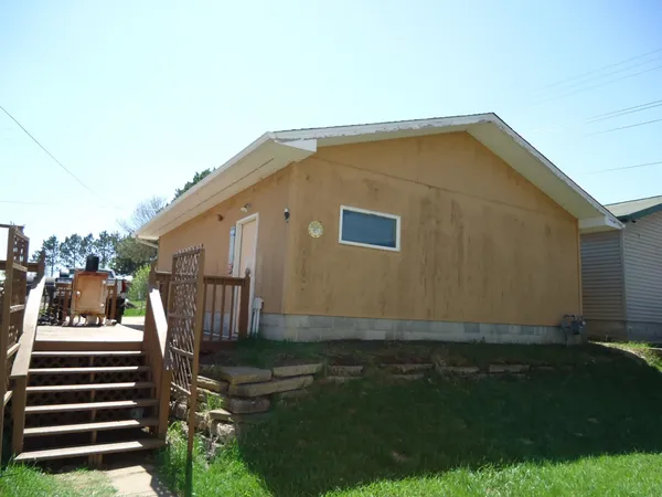 $112,900 | 17 3rd Street Southeast, Chisholm, MN 55719