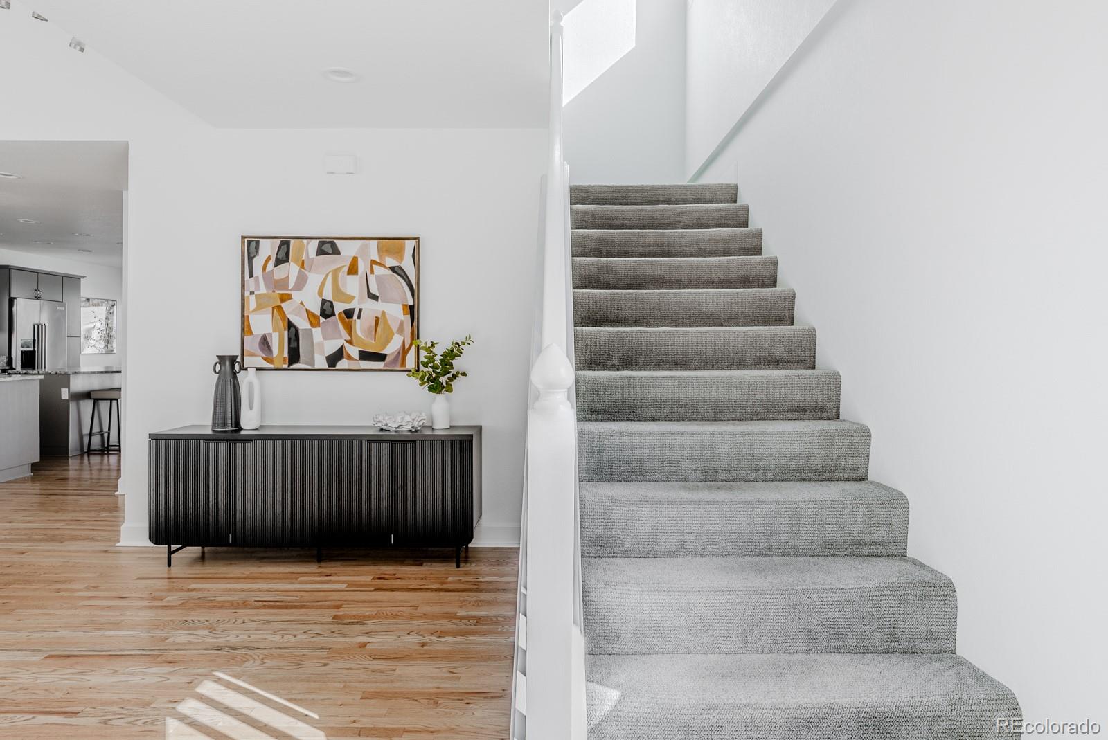 1835 Columbine Avenue Boulder, CO 80302 - Photo 22 of 40 a view of entryway and hall