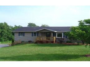 387 Harold Smith Road Bedford, IN 47421 - Photo 2 of 6