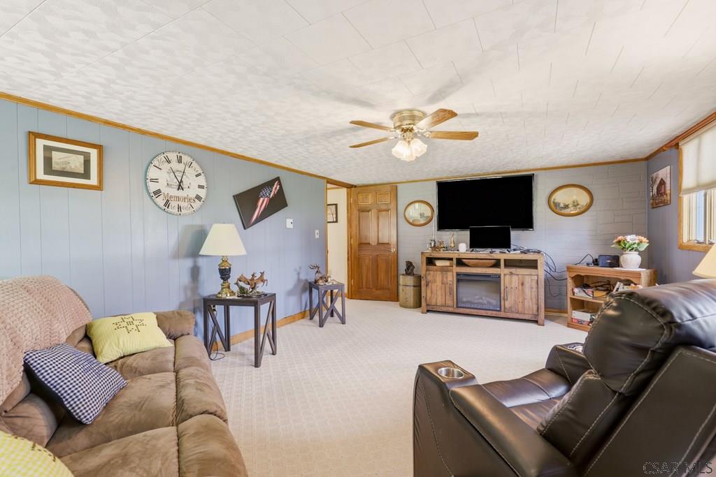 1951 New Centerville Road Somerset, PA 15501 - Photo 3 of 48