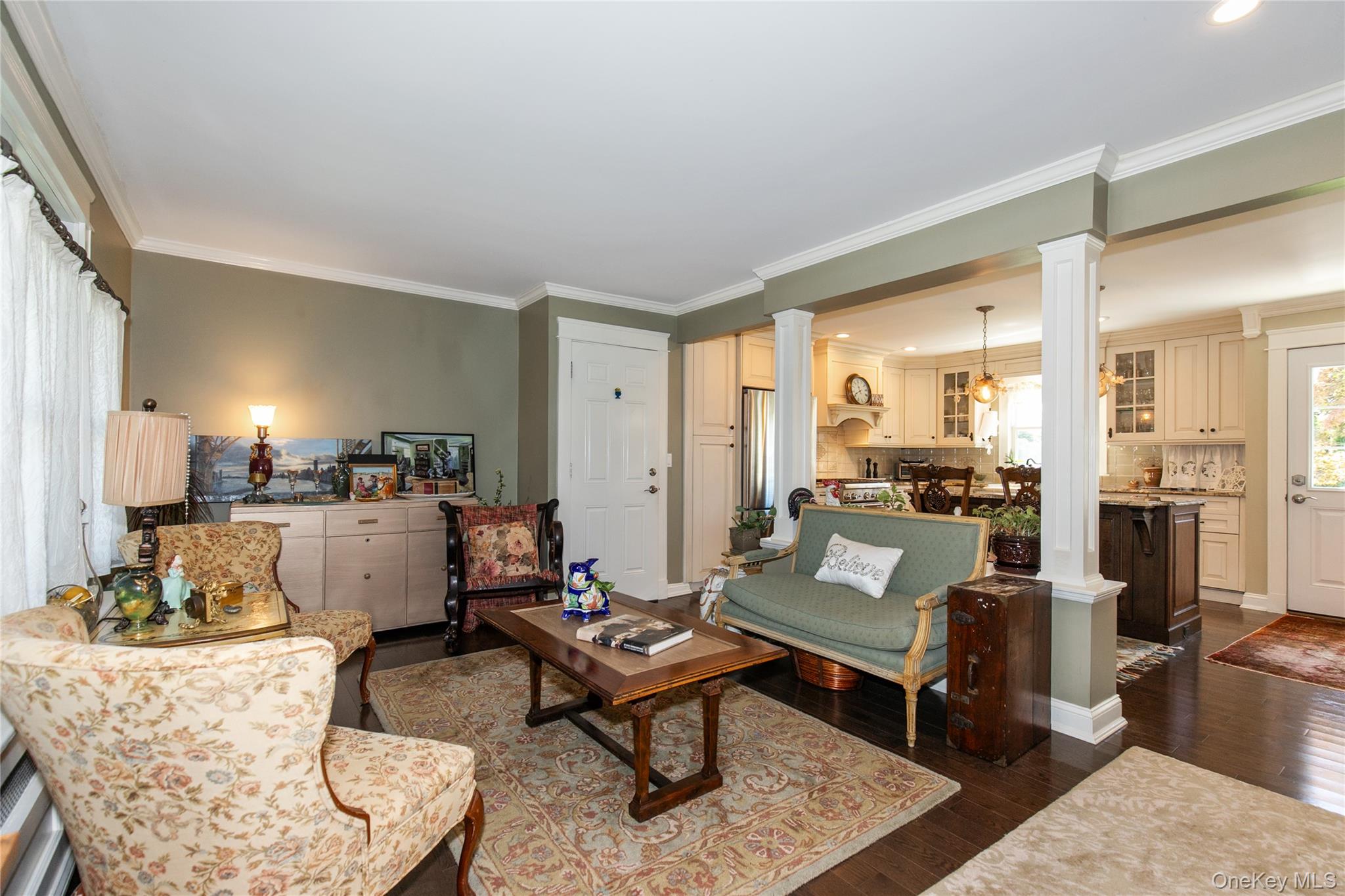 25 Bentley Road Plainview, NY 11803 - Photo 29 of 43 Gallery Image 29
