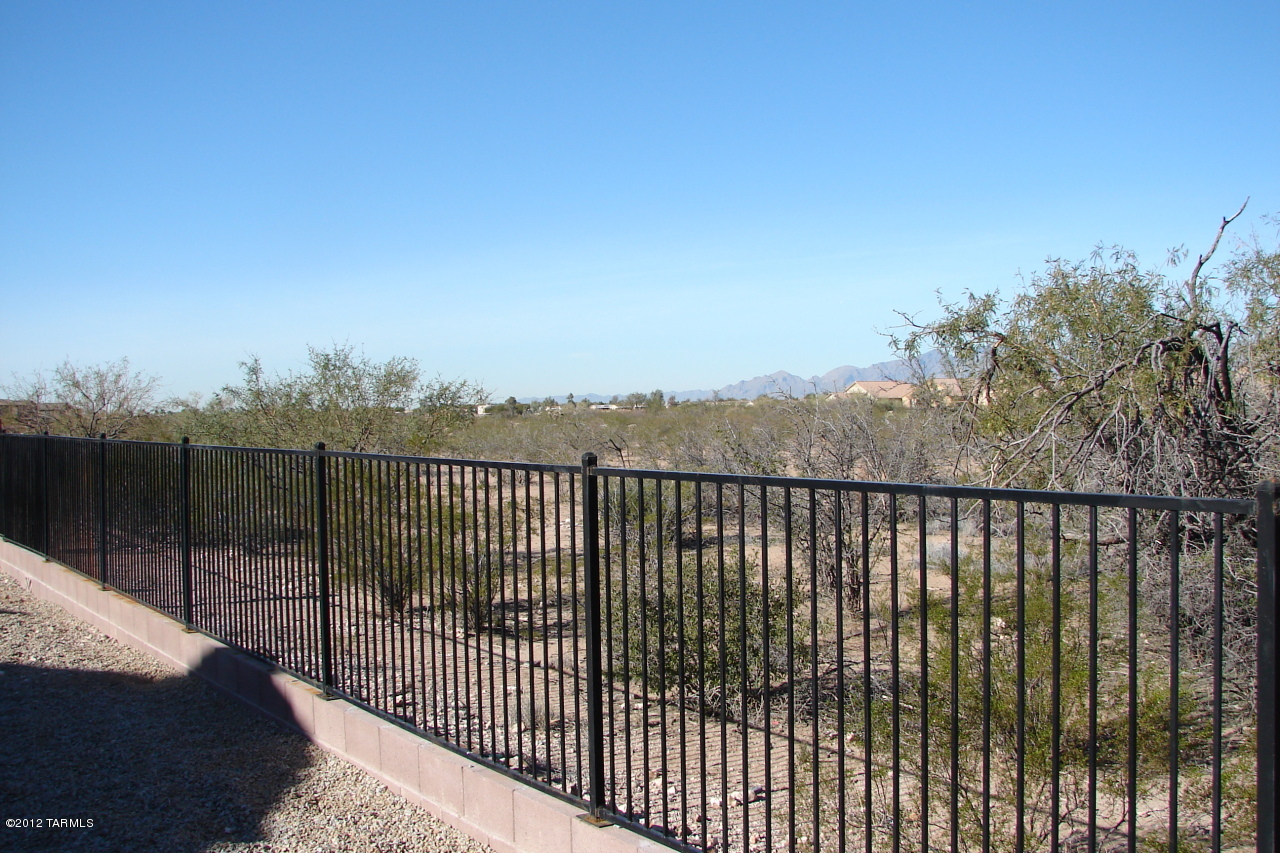 7821 East Treetop Road Tucson, AZ 85756 - Photo 17 of 23