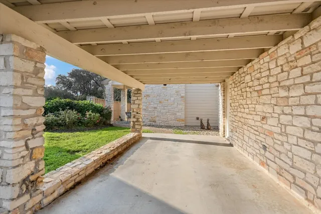 $2,300 | 2201 Lakeway Boulevard, Unit 20, Lakeway, TX 78734