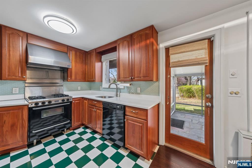 453 Fort Lee Road Leonia, NJ 07605 - Photo 7 of 25