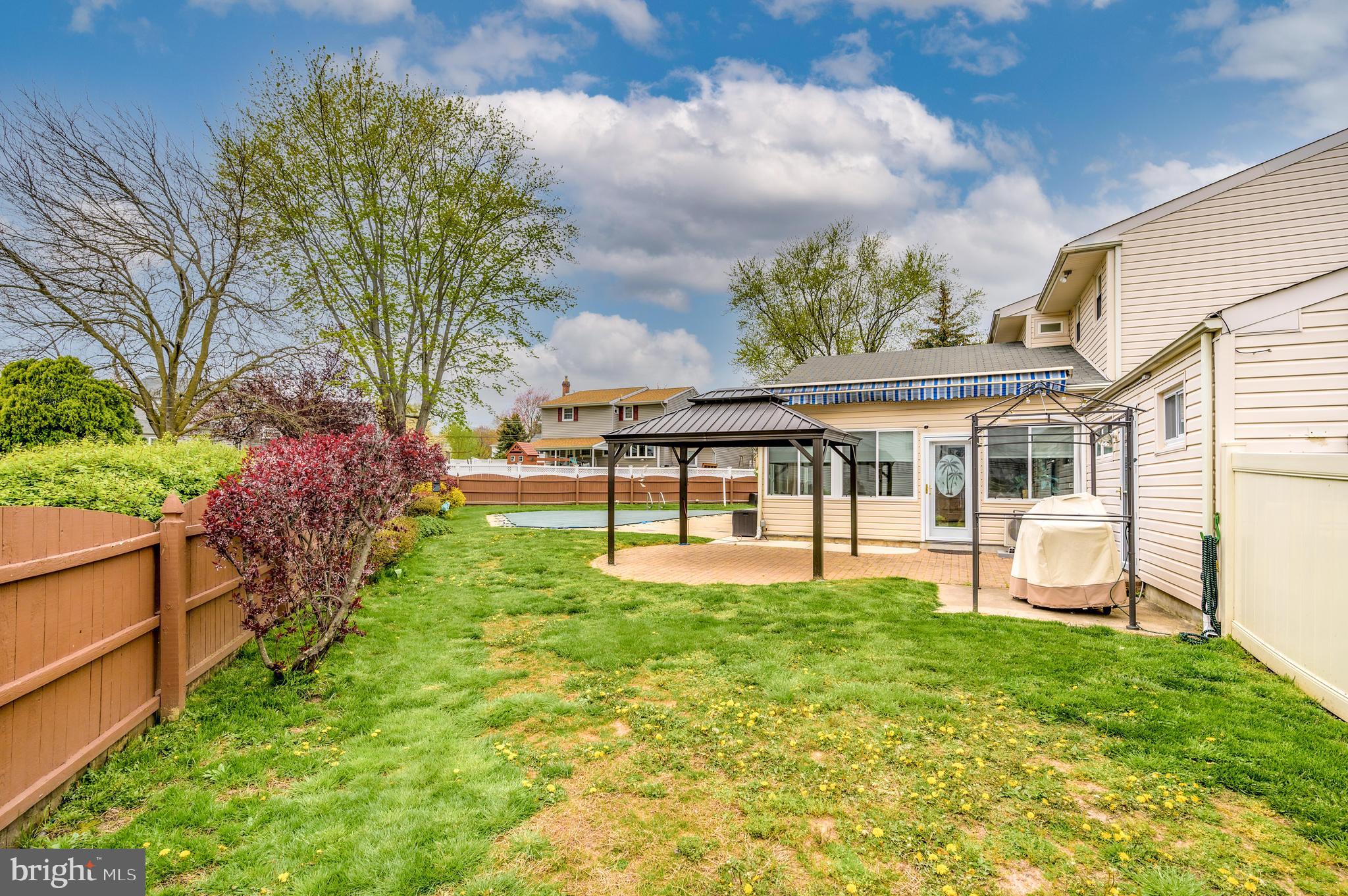 1087 Roberts Road Warminster, PA 18974 - Photo 39 of 43 Rear Patio