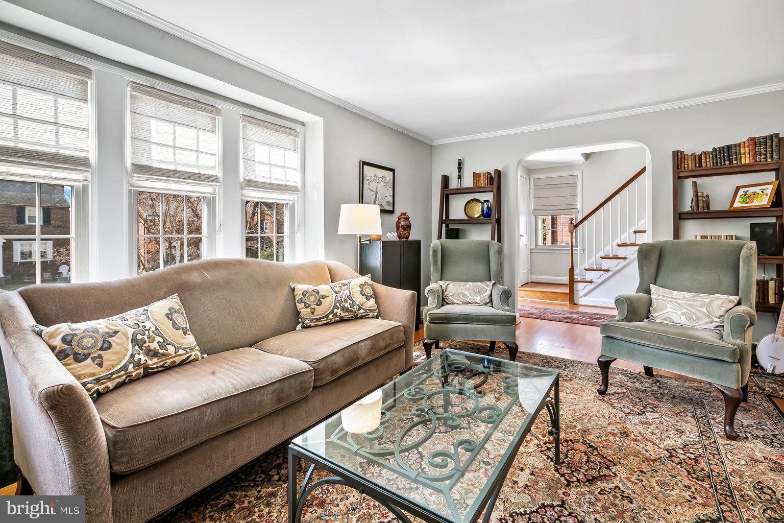 620 Overbrook Road Baltimore, MD 21212 - Photo 7 of 53 a living room with furniture a rug and a window