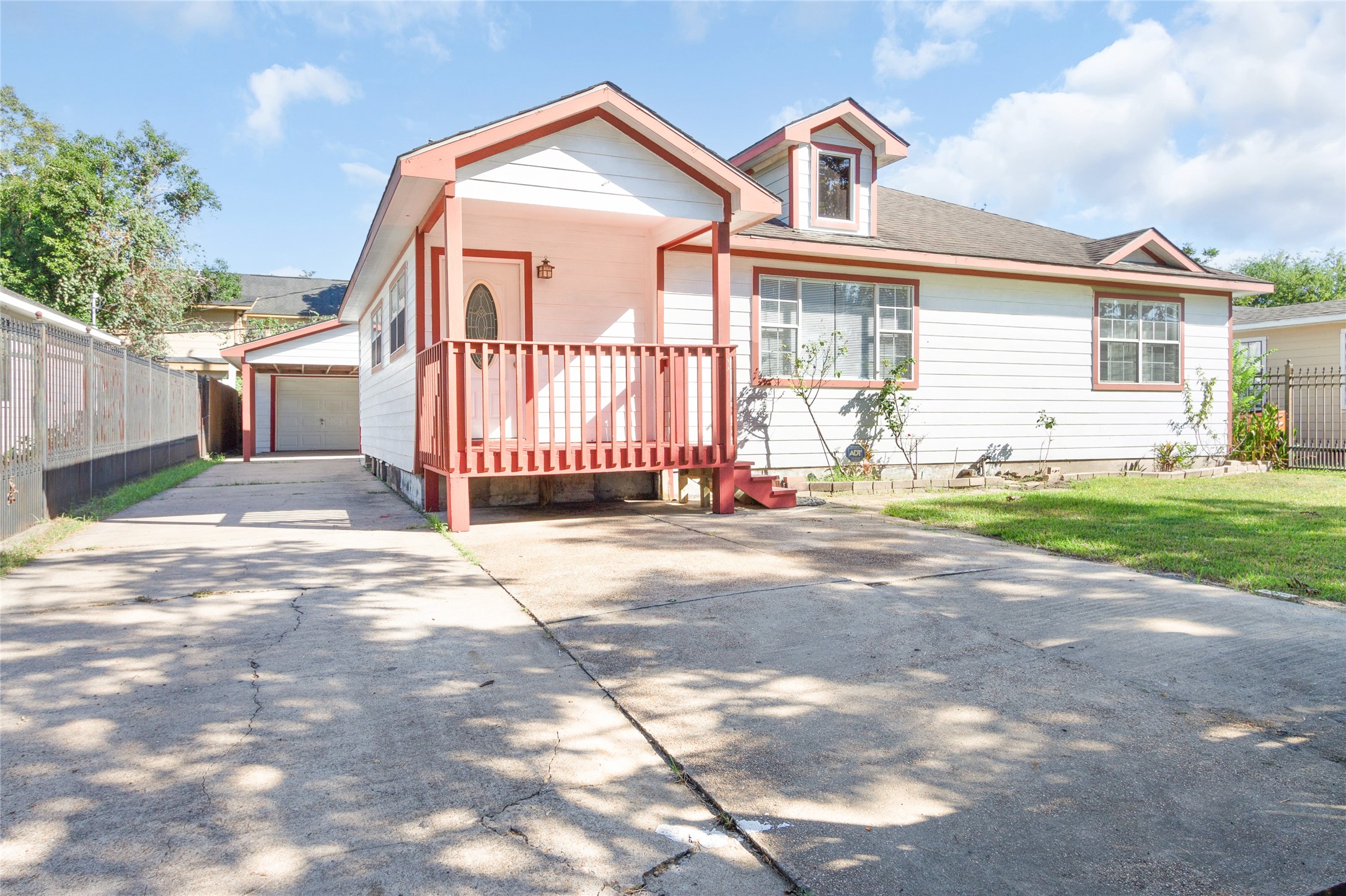 7119 Quince Street Houston, TX 77087 - Photo 1 of 25