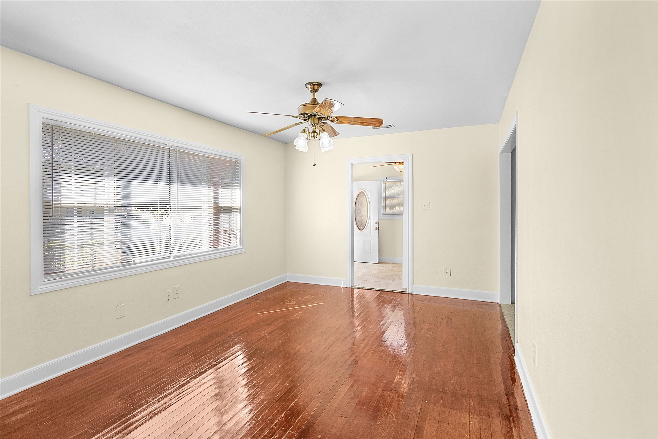 7119 Quince Street Houston, TX 77087 - Photo 10 of 25
