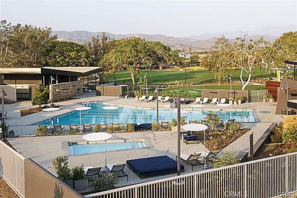 115 Fixie Irvine, CA 92618 - Photo 29 of 29 a view of a balcony with lake view