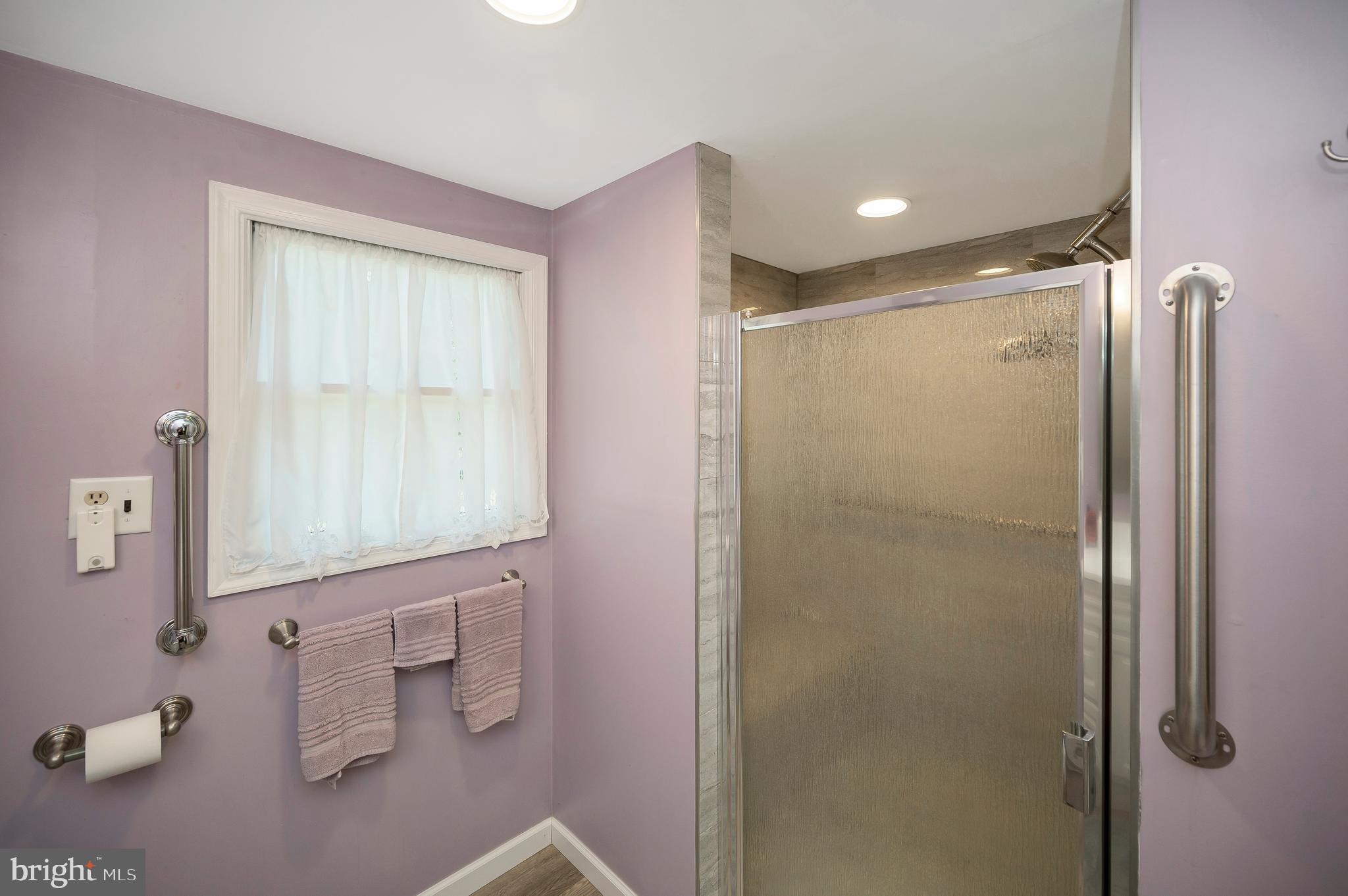 31934 Indiantown Road Locust Grove, VA 22508 - Photo 17 of 60 a bathroom with a shower and a sink