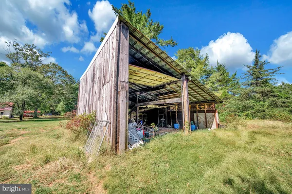 $660,000 | 31934 Indiantown Road, Locust Grove, VA 22508