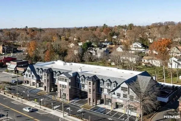 $4,177 | 455 Livingston Street, Unit 212, Norwood, NJ 07648