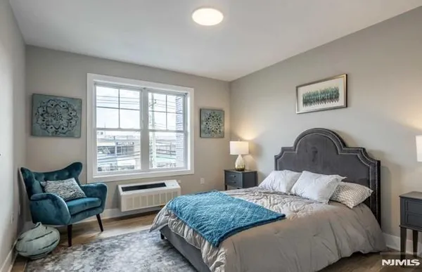 $4,177 | 455 Livingston Street, Unit 212, Norwood, NJ 07648