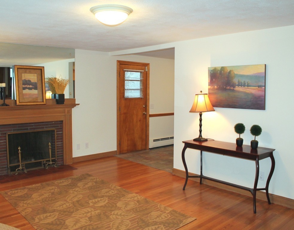 121 Florence Road Waltham, MA 02453 - Photo 4 of 18 Gallery Image 4