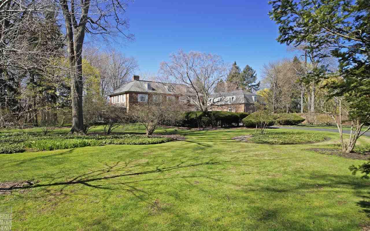 55 South Deeplands Road Grosse Pointe Shores, MI 48236 - Photo 10 of 30