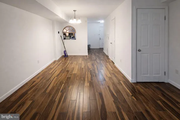$2,350 | 11104 Snug Haven Lane, Fairfax, VA 22030