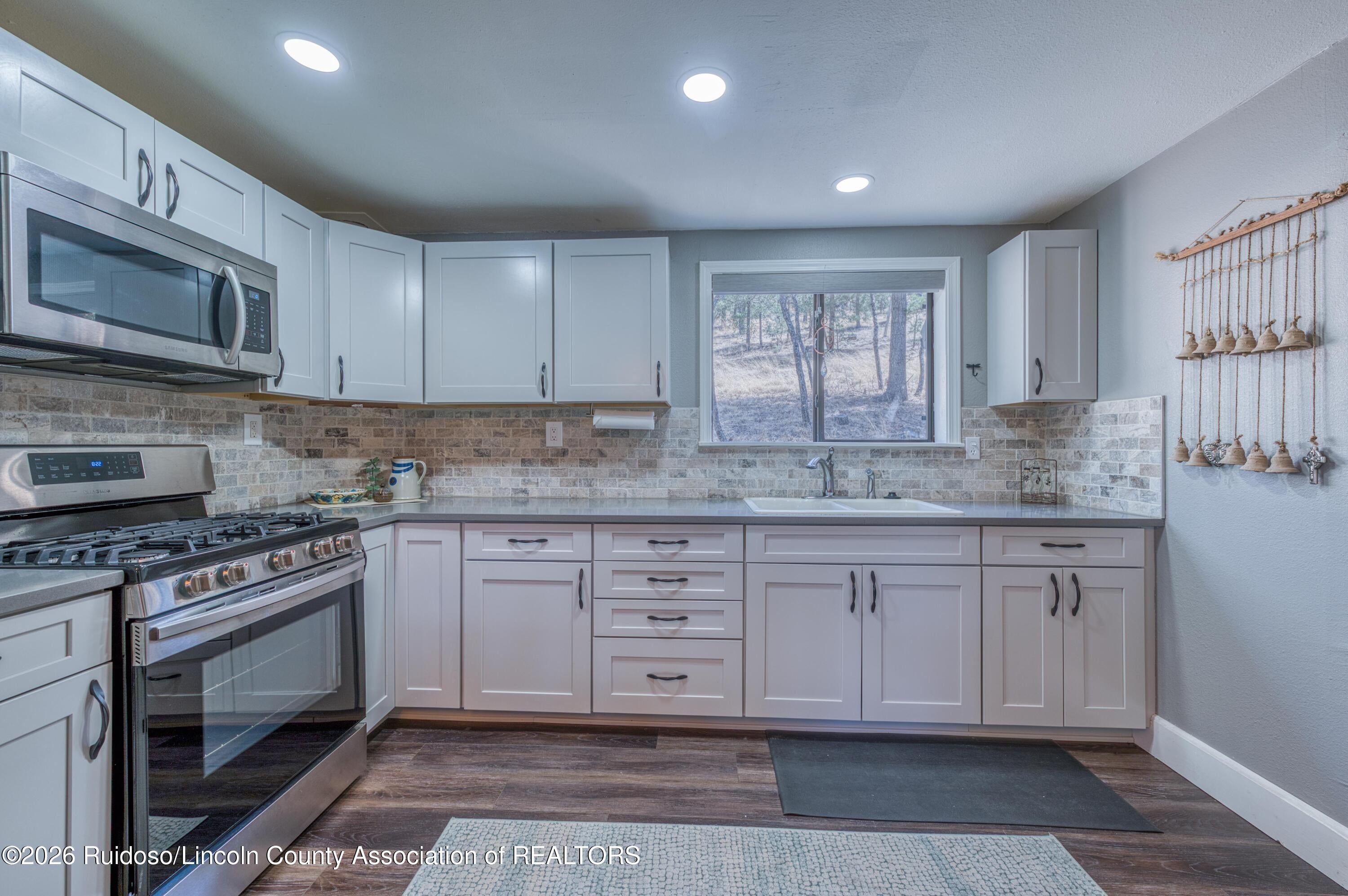 340 Fort Stanton Road Alto, NM 88312 - Photo 12 of 43 Gallery Image 12