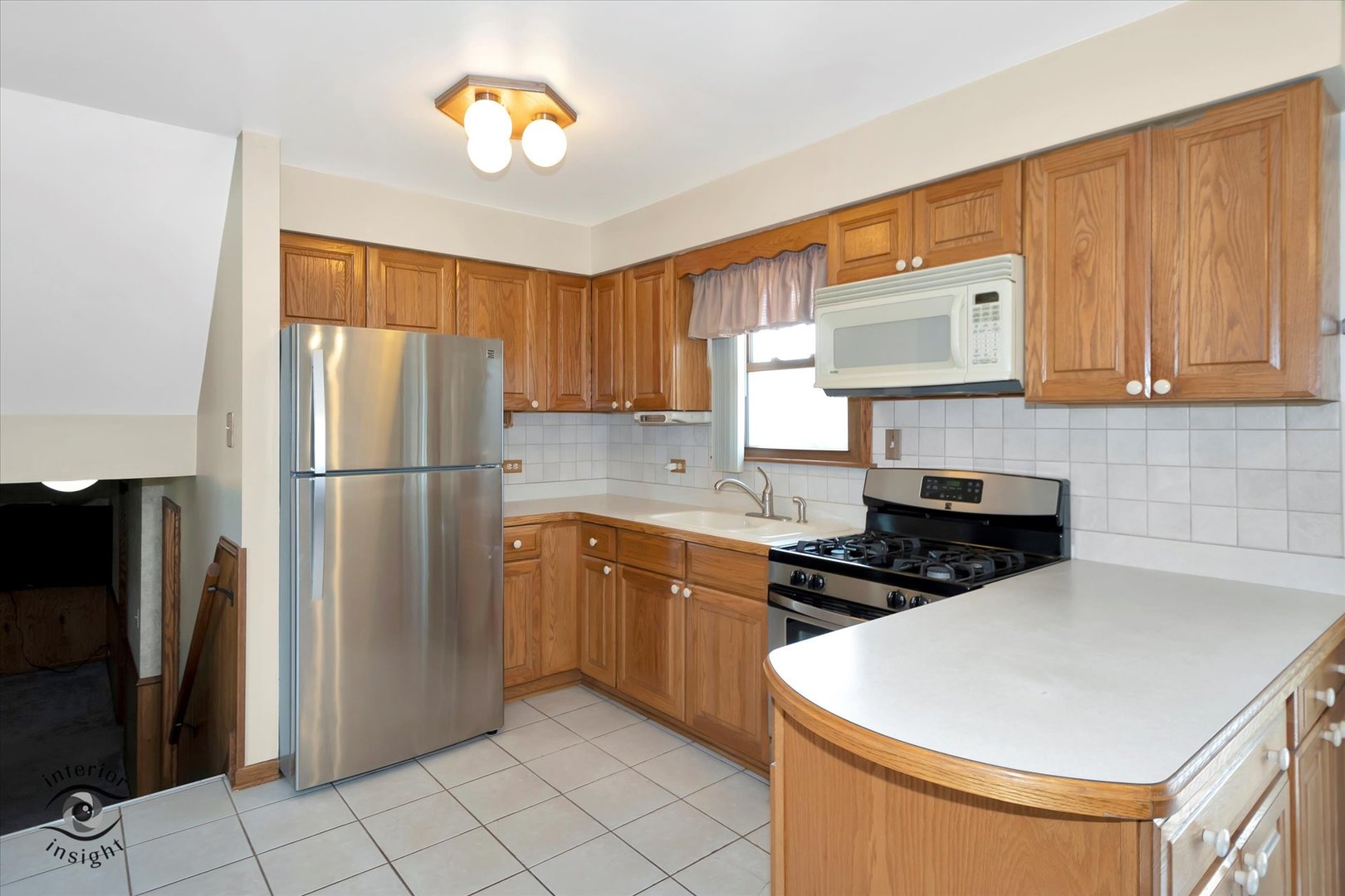 10536 Sycamore Drive Chicago Ridge, IL 60415 - Photo 9 of 25 Gallery Image 9