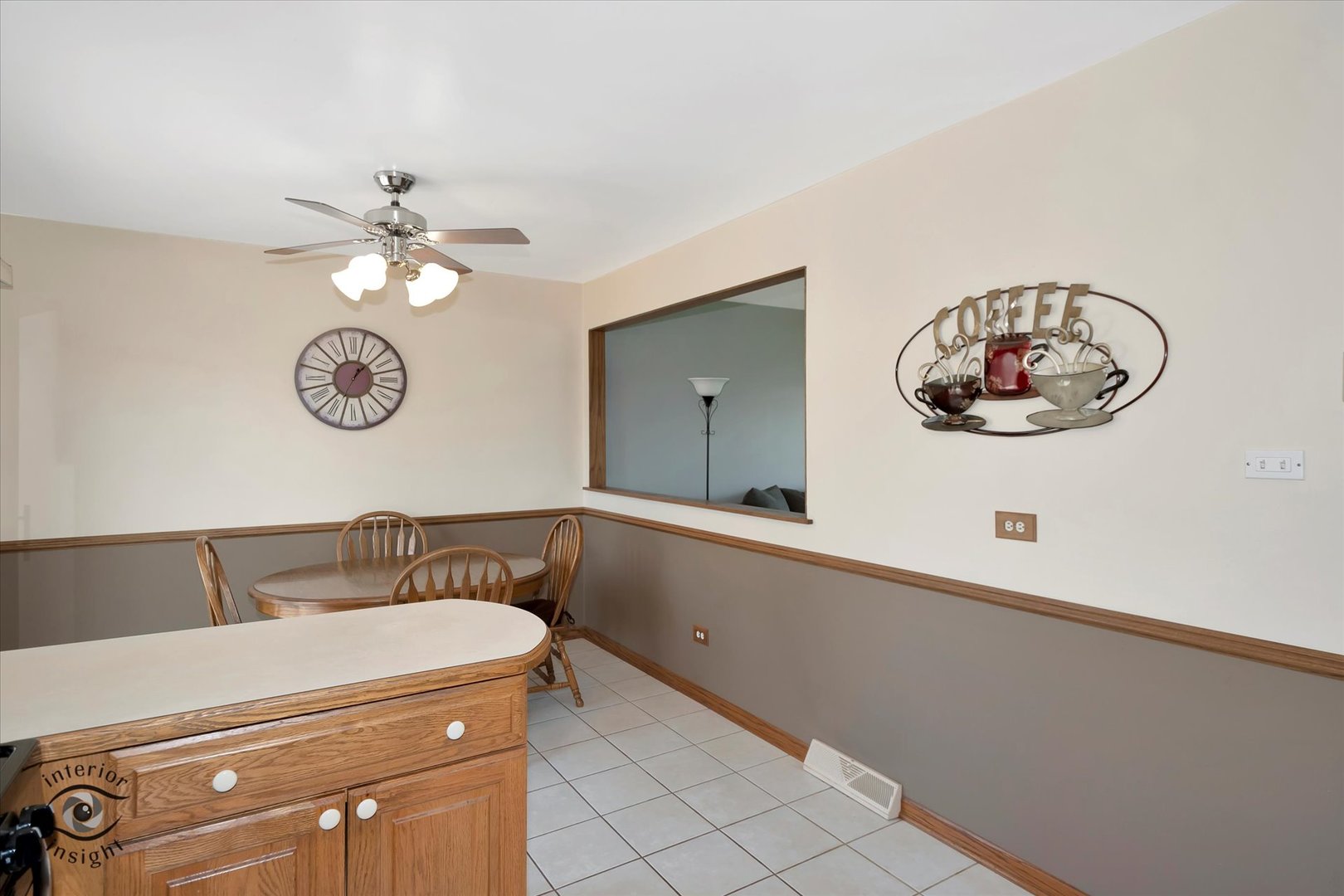 10536 Sycamore Drive Chicago Ridge, IL 60415 - Photo 10 of 25 Gallery Image 10