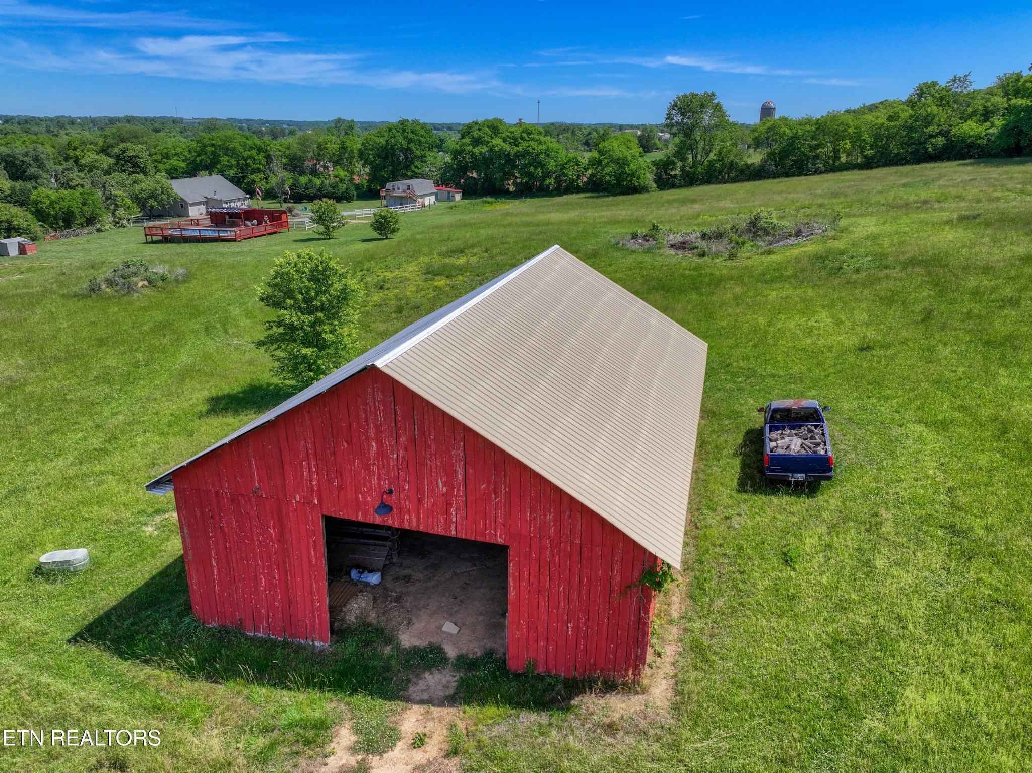 4479 Niles Ferry Road Greenback, TN 37742 - Photo 41 of 42