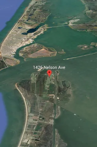 $289,900 | 1426 Nelson Avenue, Port Bolivar, TX 77650