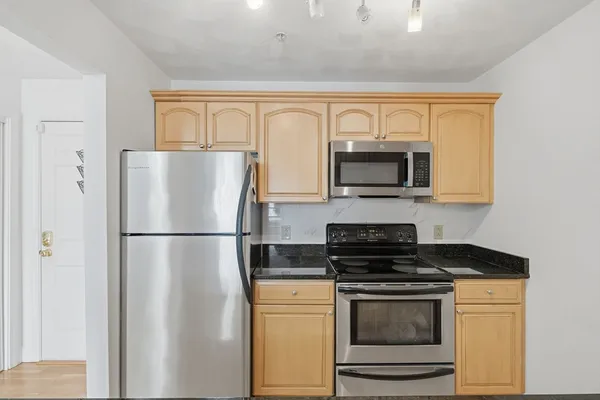 $375,000 | 590 Boston Street, Unit 303, Lynn, MA 01905