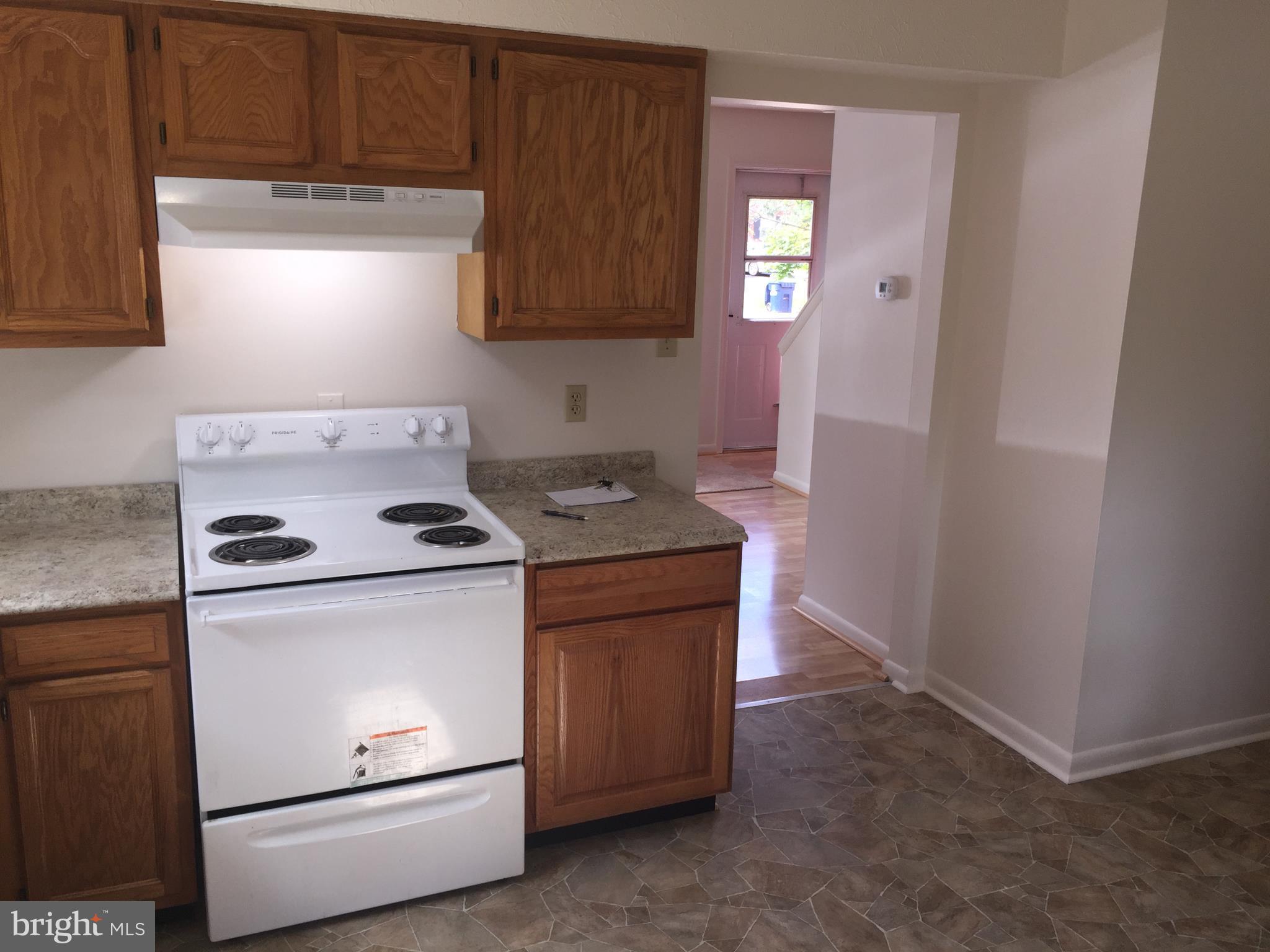 127 Brunswick Road Stephens City, VA 22655 - Photo 5 of 10 Kitchen