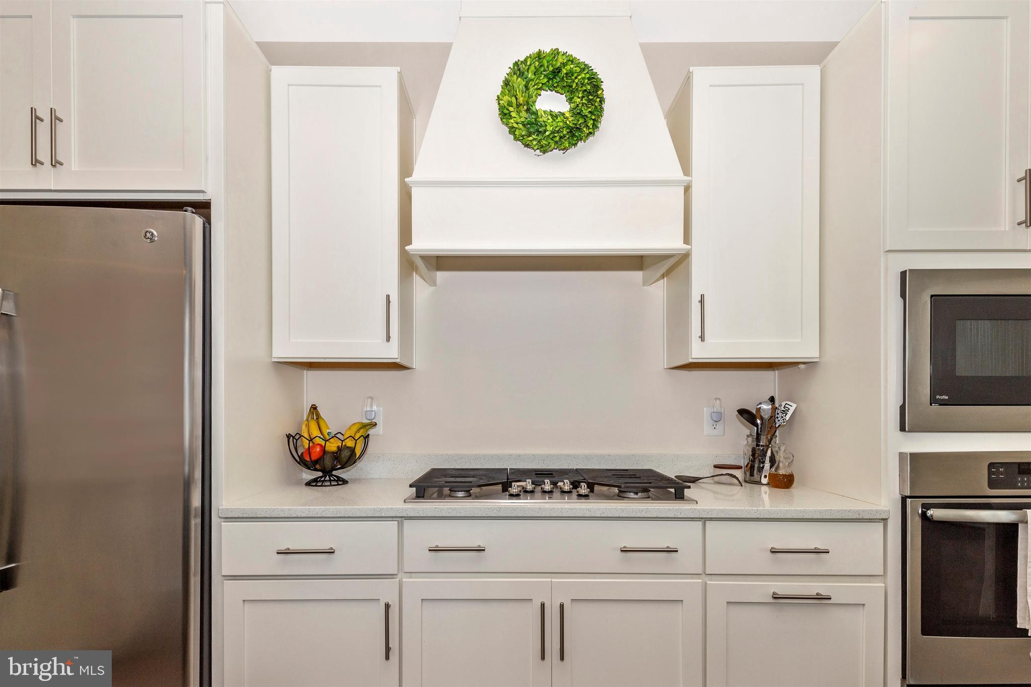 8407 Pine Bluff Road Frederick, MD 21704 - Photo 18 of 77 Nice vented gas cooktop
