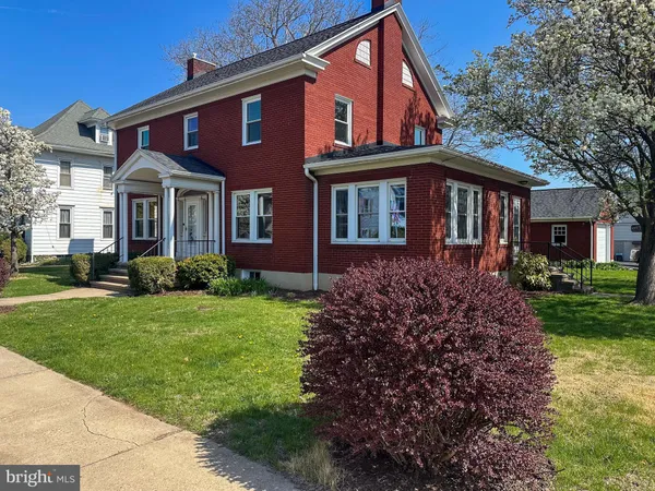 $394,900 | 36 North College Street, Palmyra, PA 17078
