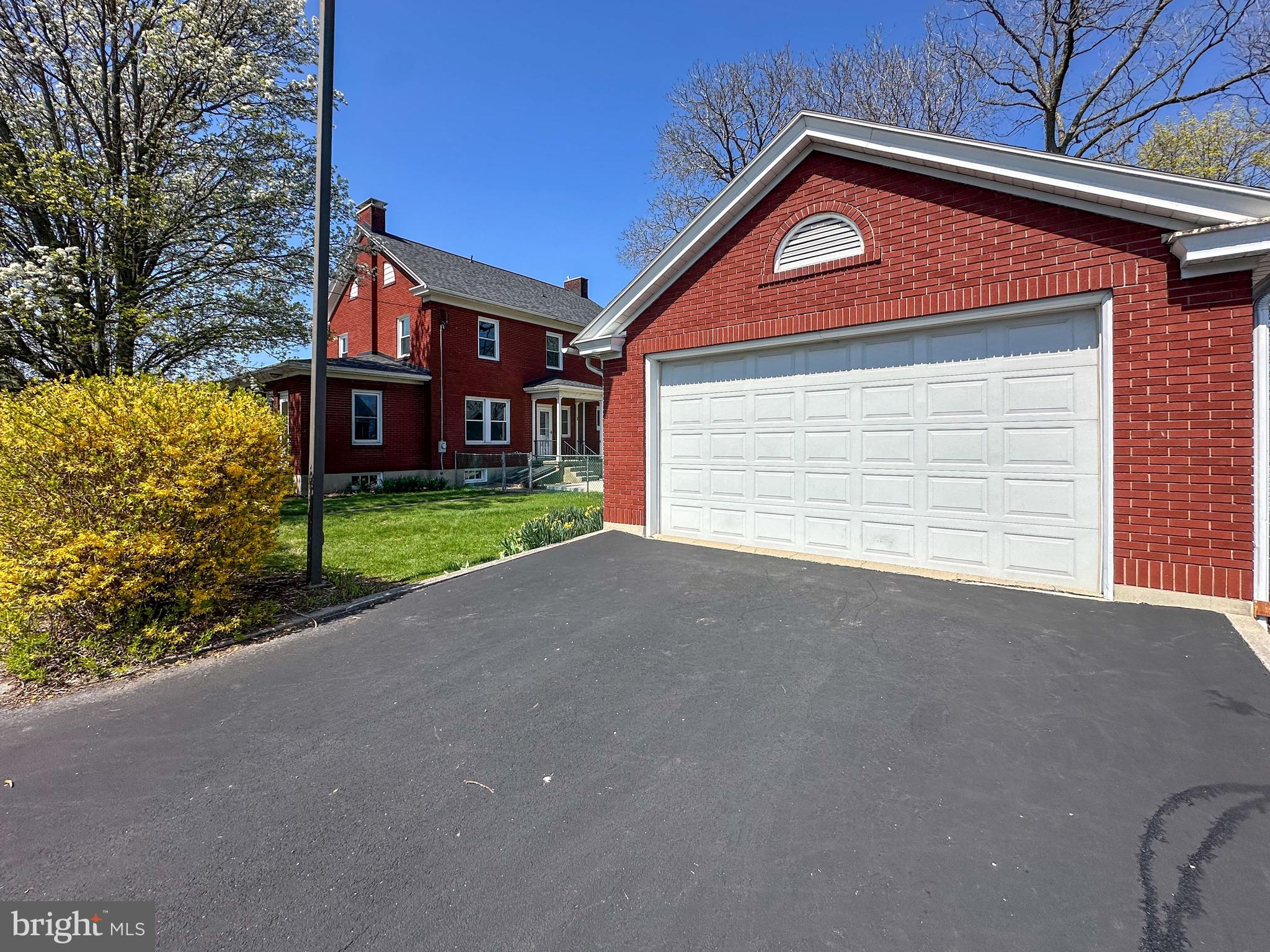 36 North College Street Palmyra, PA 17078 - Photo 2 of 63