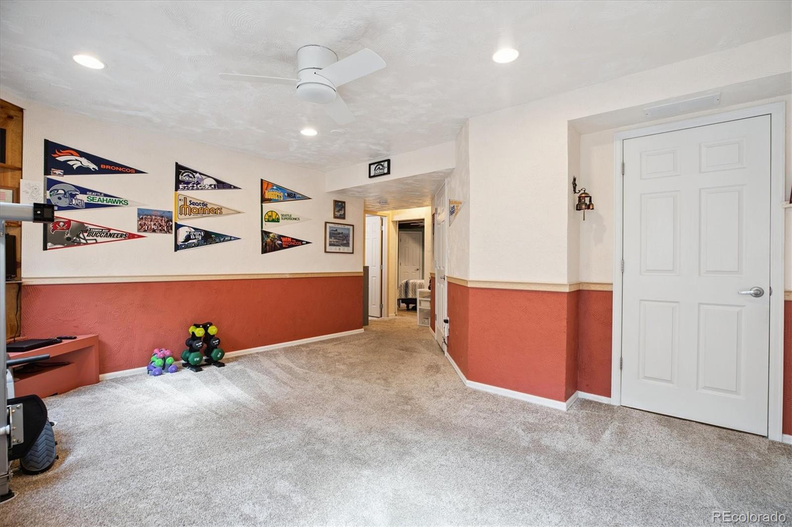 10754 Towerbridge Circle Highlands Ranch, CO 80130 - Photo 24 of 35