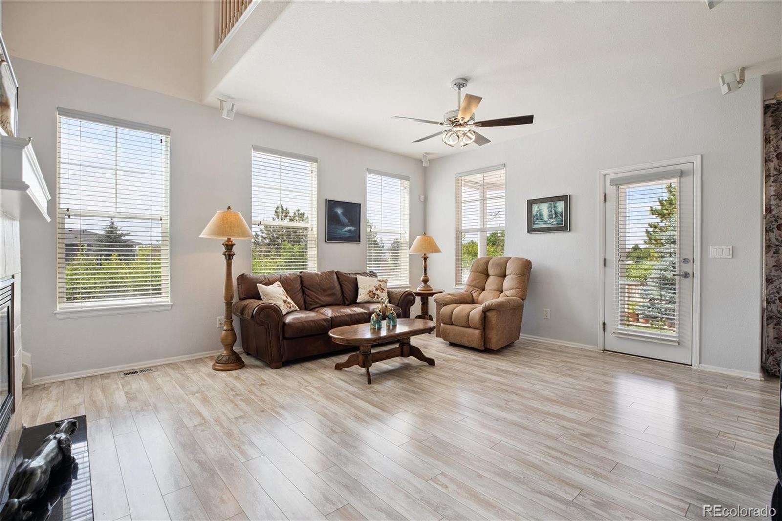 10754 Towerbridge Circle Highlands Ranch, CO 80130 - Photo 8 of 35