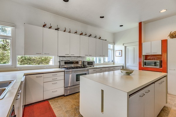 16 Smiths Point Road Manchester, MA 01944 - Photo 13 of 30 Gallery Image 13
