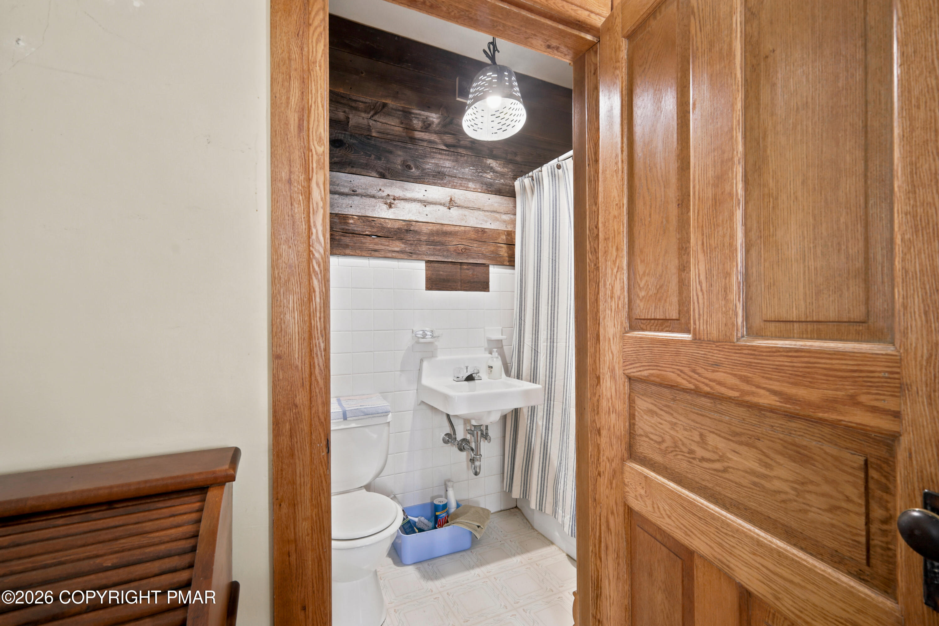 556 Interchange Road Kunkletown, PA 18058 - Photo 12 of 68 Bathroom