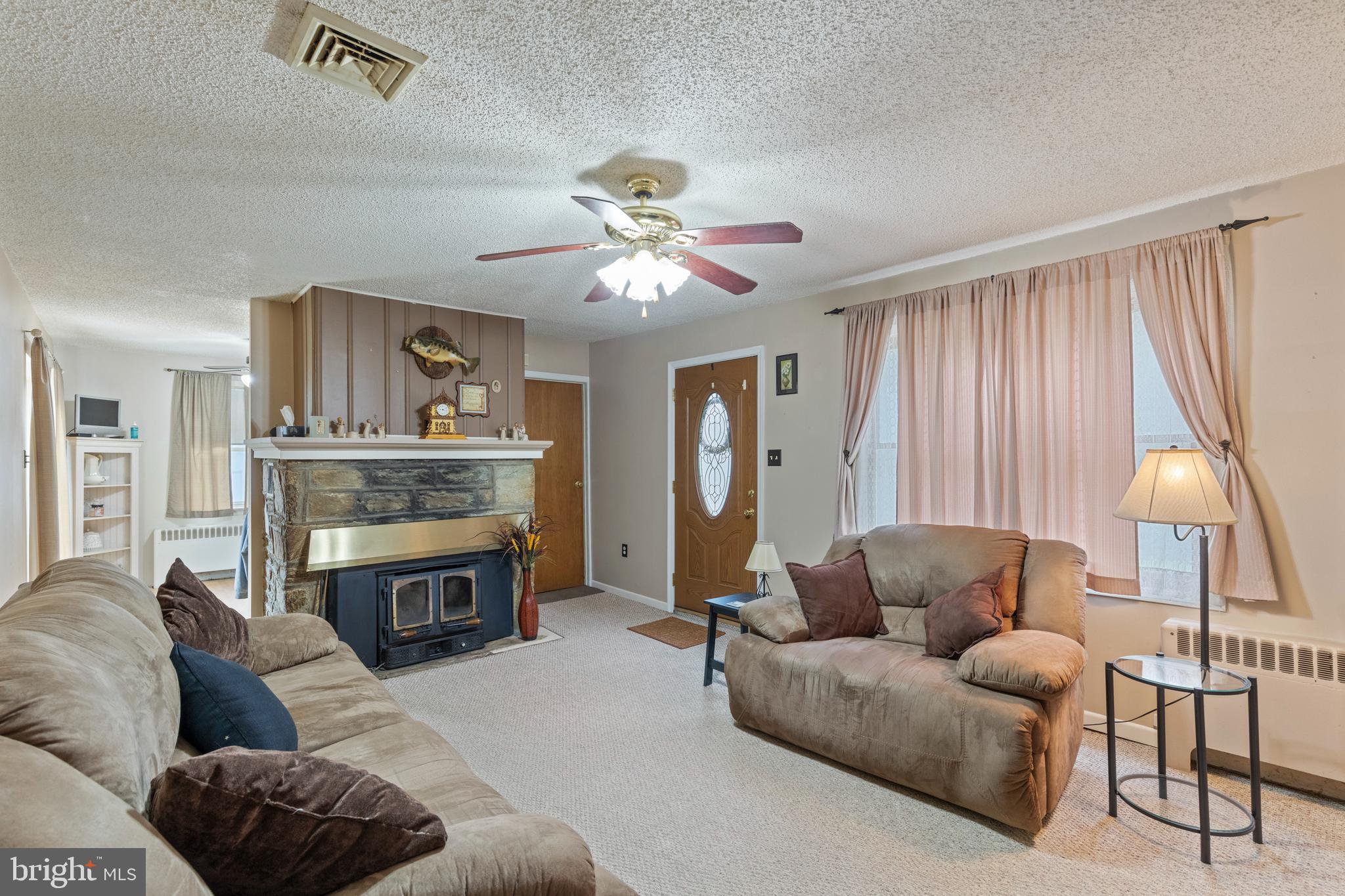 981 Bristol Road Southampton, PA 18966 - Photo 2 of 15 Living Rm with Stone Fireplace