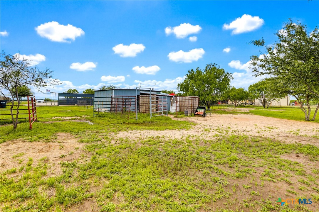 269 Callihan Road Lockhart, TX 78644 - Photo 27 of 34
